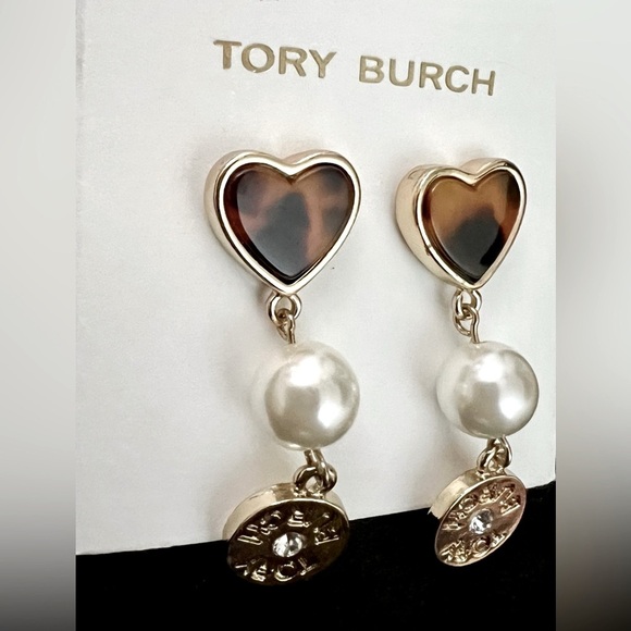 🆕Tory Burch Logo Semi Precious Tortoise Heart,Pearl Stone and Tory Logo Earrings - Picture 6 of 8